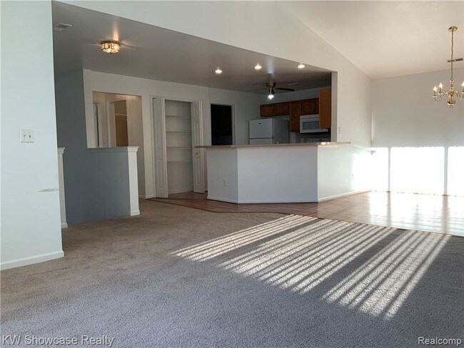 Building Photo - 8208 Chesapeake Cir