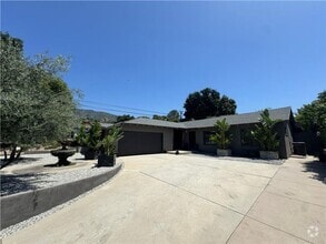 Building Photo - 614 N Glendora Ave