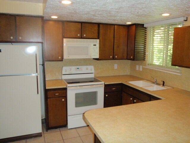 Foto del edificio - East Layton Home with Beautiful Landscapin...