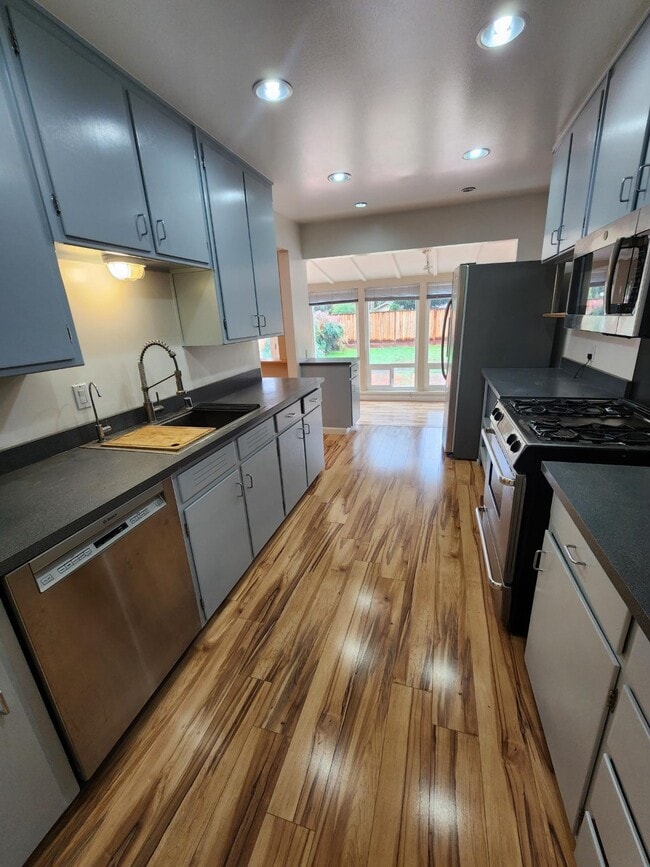 1175 Carey Dr, Concord, CA 94520 House Rental in Concord, CA