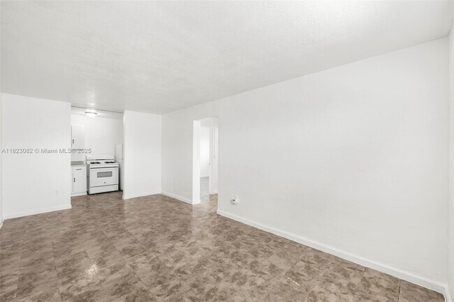 Foto del edificio - 126 SW 18th Ave