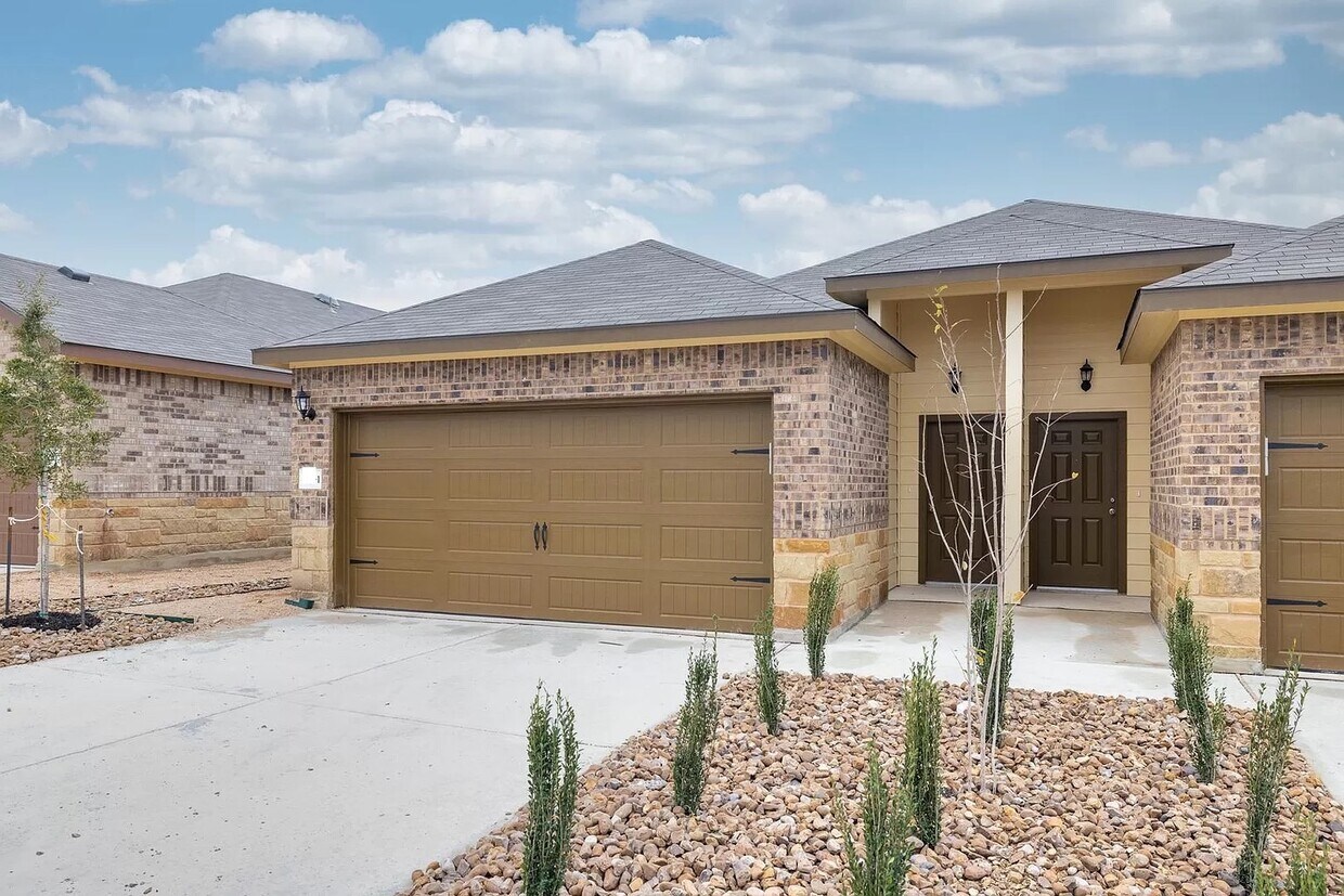 5503 Haven Spgs, Converse, TX 78109 Townhome Rentals in Converse TX