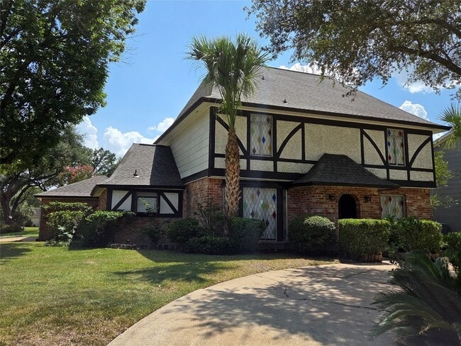Building Photo - 14203 Burgoyne Rd