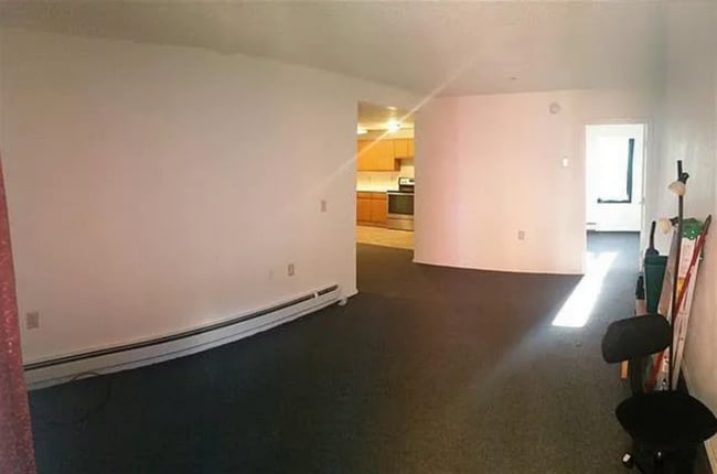 Fotografía del edificio - 3483 Rewak Dr