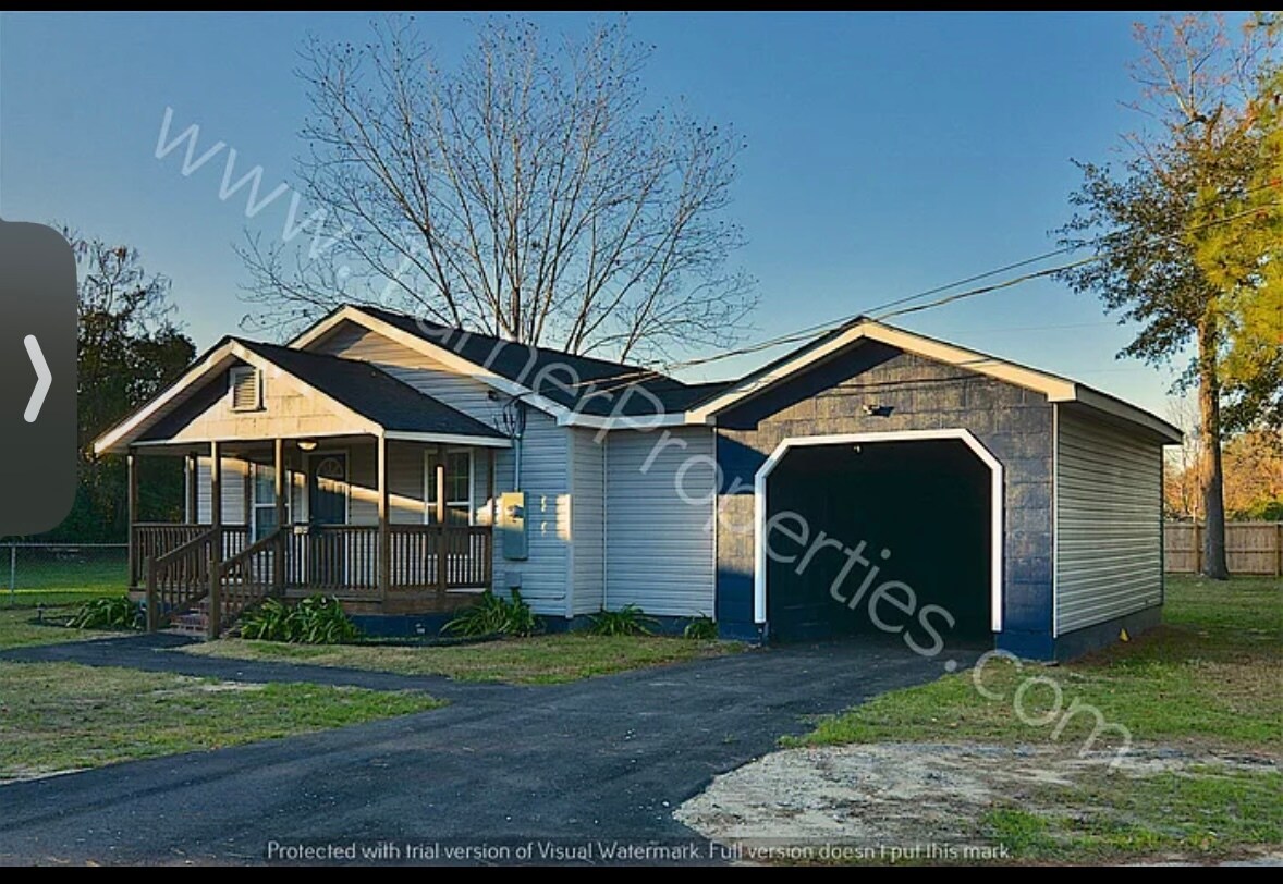 Front of house - 124 Tyler Rd