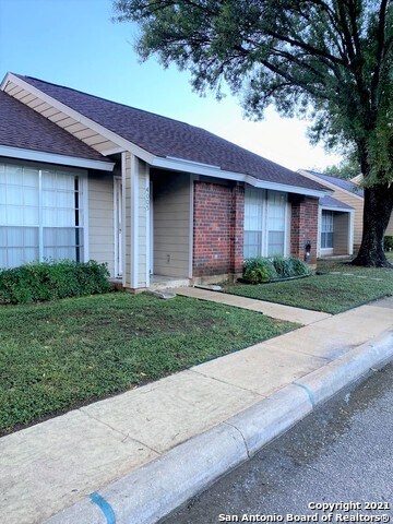 Foto del edificio - 9140 Timber Path