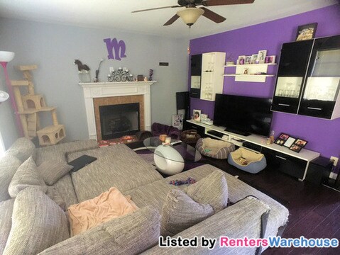 Foto del edificio - 3469 Bradfield Dr