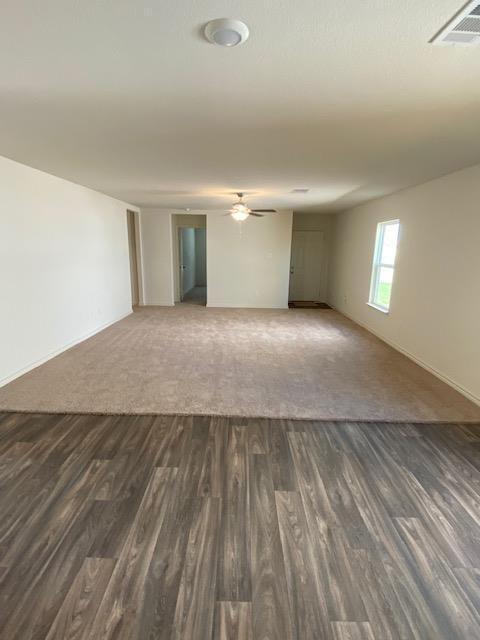 Foto del edificio - 521 Locksley Cove