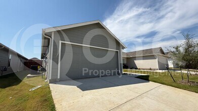 Building Photo - 3101 Tokara St