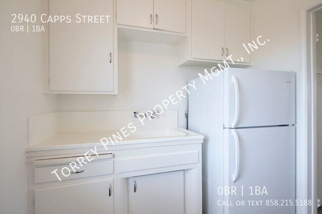 Building Photo - Beautiful Upstairs Studio in North Park - ...