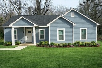 Building Photo - 698 Delta Rd