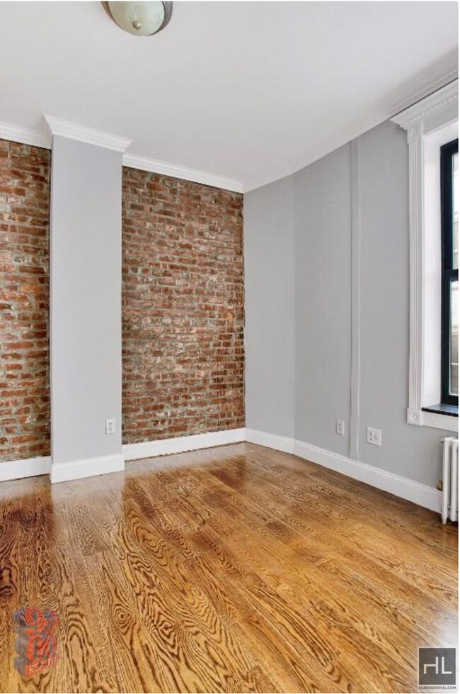 Foto del edificio - East 100th Street