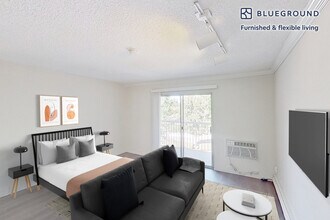 Building Photo - 555 W Middlefield Rd Building Photo - 555 W Middlefield Rd