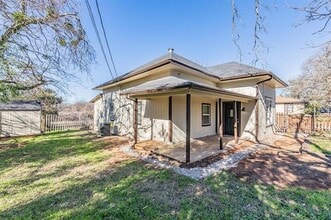 Building Photo - 505 N Lamar St