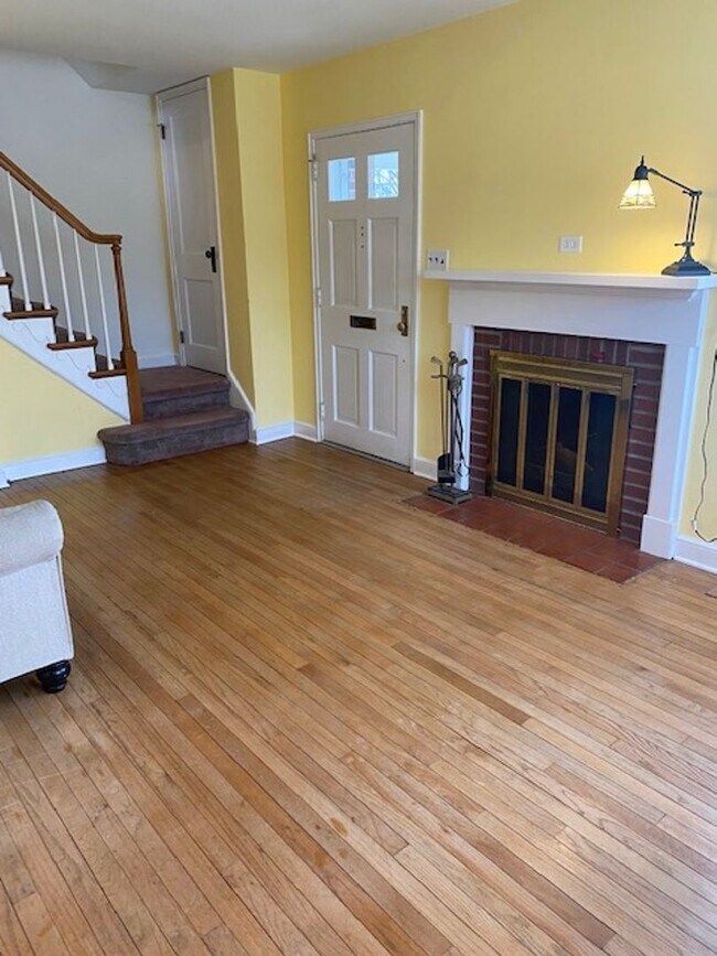 Building Photo - 3 br, 1.5 bath House - 500 JEFFERSON BLVD