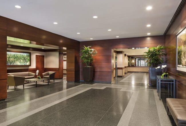 Foto del edificio - 124 West 60th Street