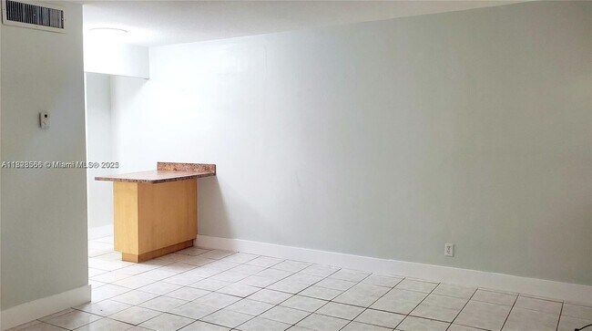 Foto del edificio - 4163 SW 67th Ave