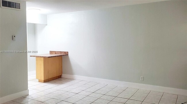 Building Photo - 4163 SW 67th Ave