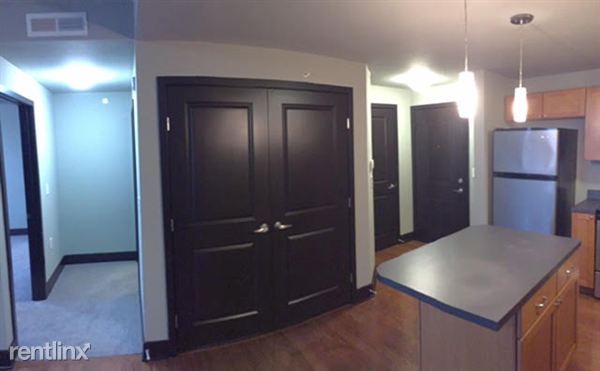 Foto principal - 204 S Front St