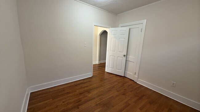 Foto del edificio - 609-611 Mallory