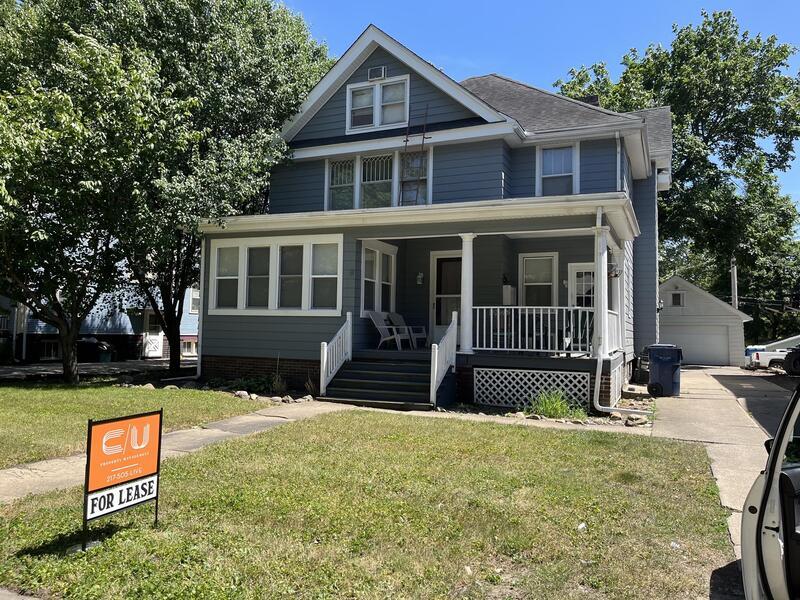 407 W Green St Unit Apt 3, Champaign, IL 61820 Condo for Rent in