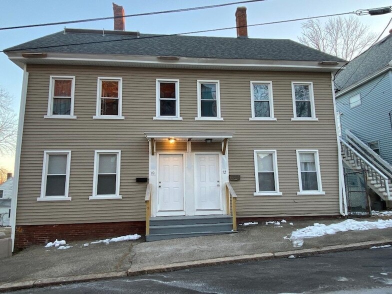 Primary Photo - 10 School St