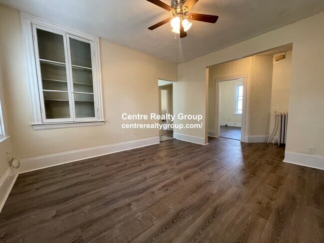 Building Photo - 259 Colburn St