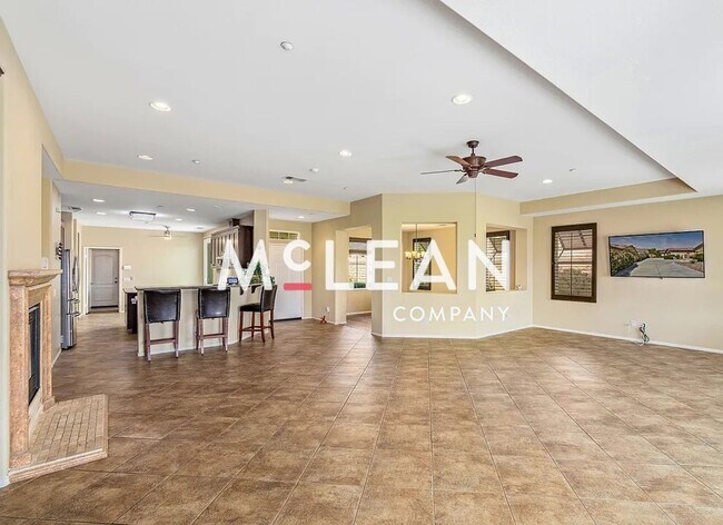 Foto del edificio - 55+ living in the desirable Four Seasons community!