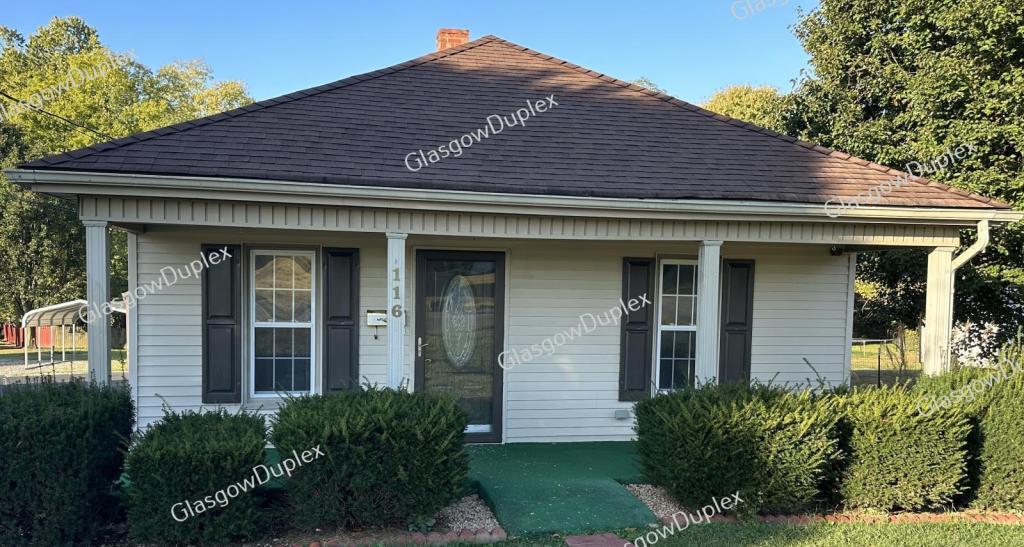 Foto principal - 116 E Cherry St