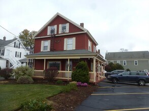 Building Photo - 380 Main St