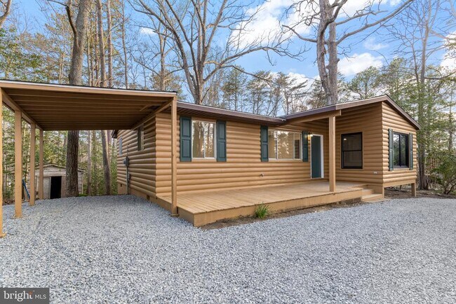 Foto del edificio - 12403 Ridge Rd