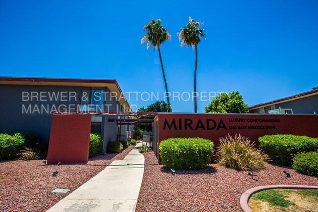 Building Photo - 1241 E Medlock Dr