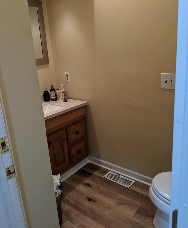 Renovated bathroom - 29 E Northwood Ave