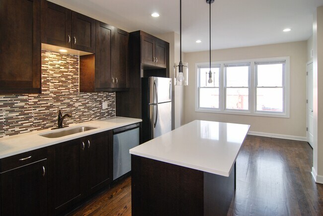 Foto del edificio - 3108 N Keating Ave