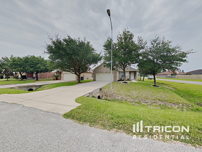 Foto del edificio - 28818 Hidden Cove Dr