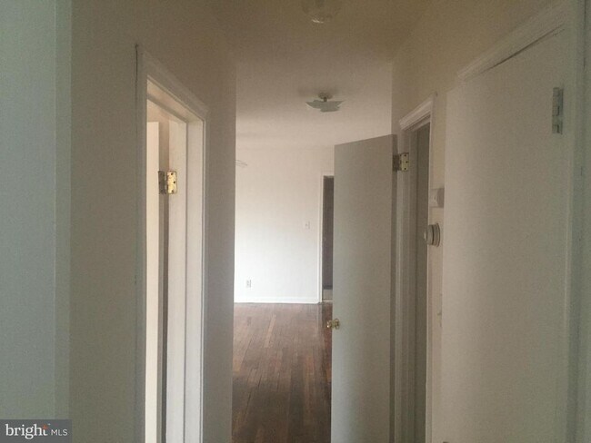 Foto del edificio - 47 Forrester St SW