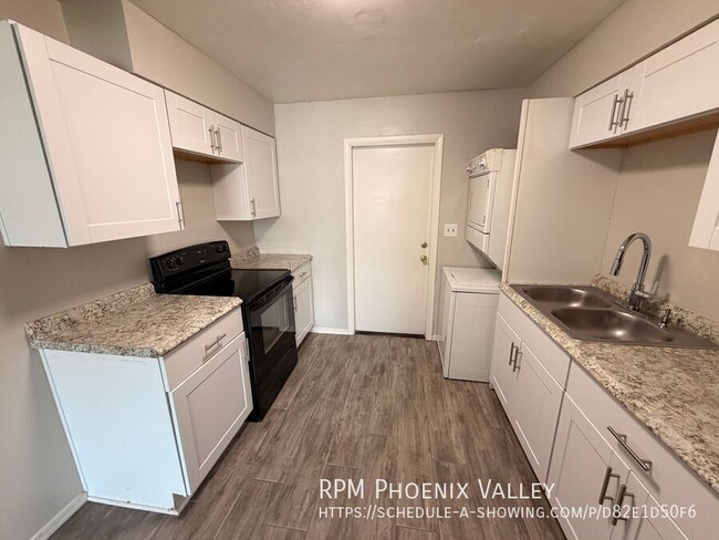Foto del edificio - 4837 E Willetta St