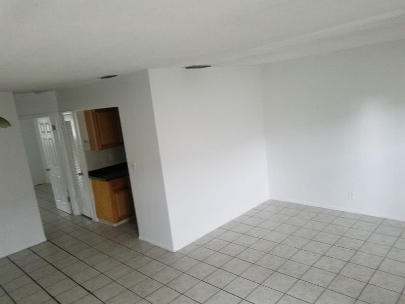 Foto principal - 4151 NW 30th Terrace