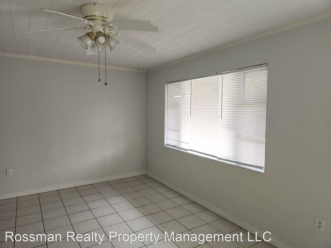 Foto del edificio - 3 br, 2 bath House - 444 Van Buren St