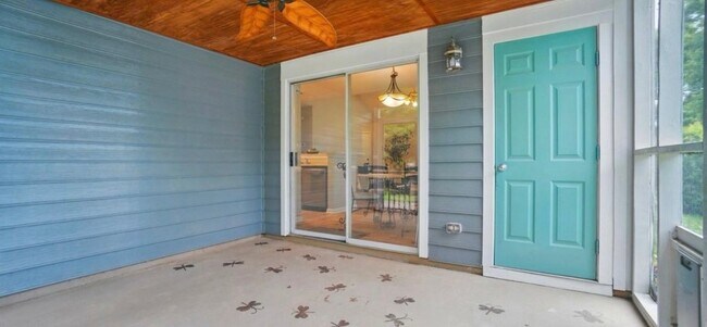Foto del edificio - 317 Cedarcroft Dr