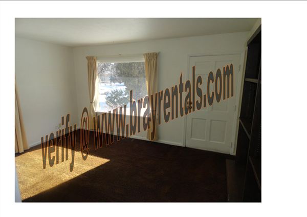 Building Photo - 888 Hall Ave