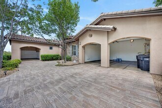 Building Photo - 77 Tapadero Ln