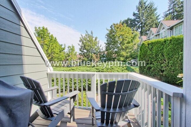 Foto del edificio - 2 Bed, 2.5 Baths Townhome in Beaverton Nea...