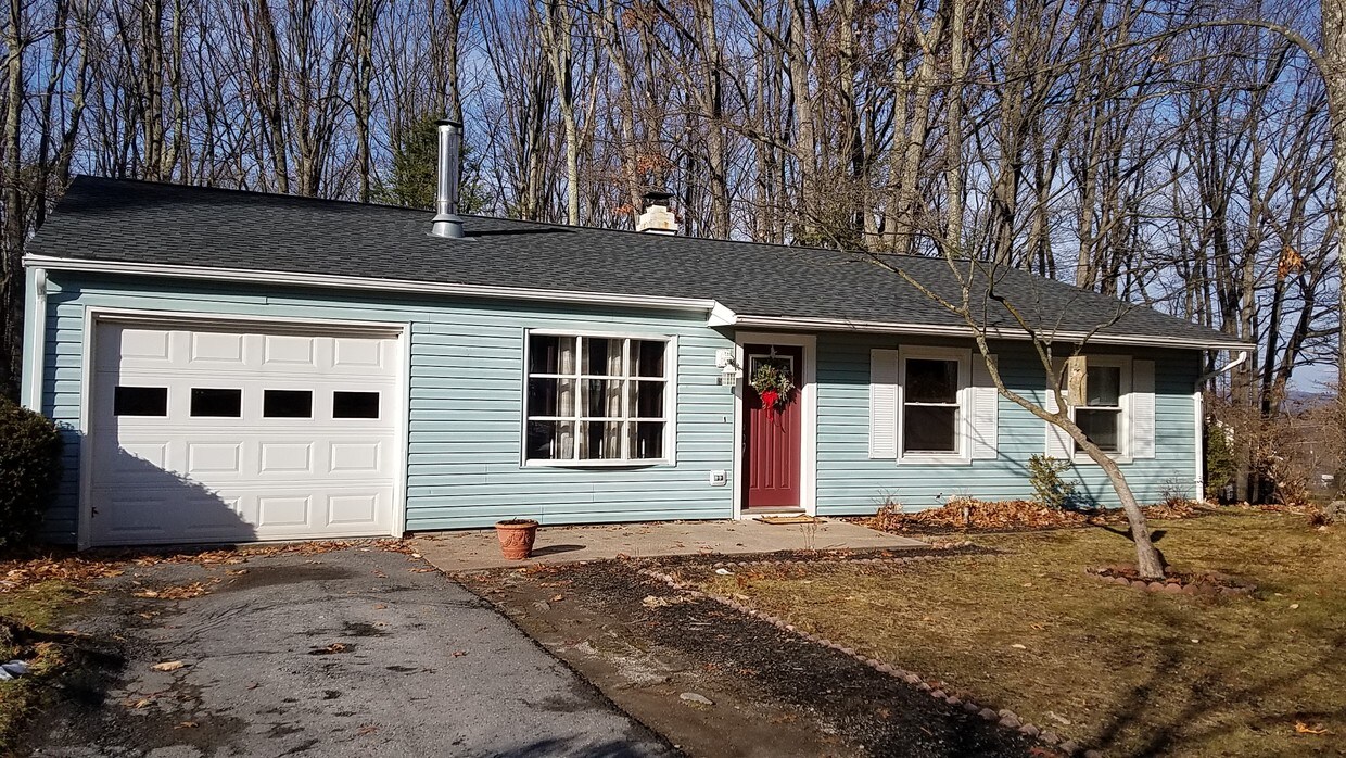 1919 Fairwood Ln, State College, PA 16803 House Rental in State
