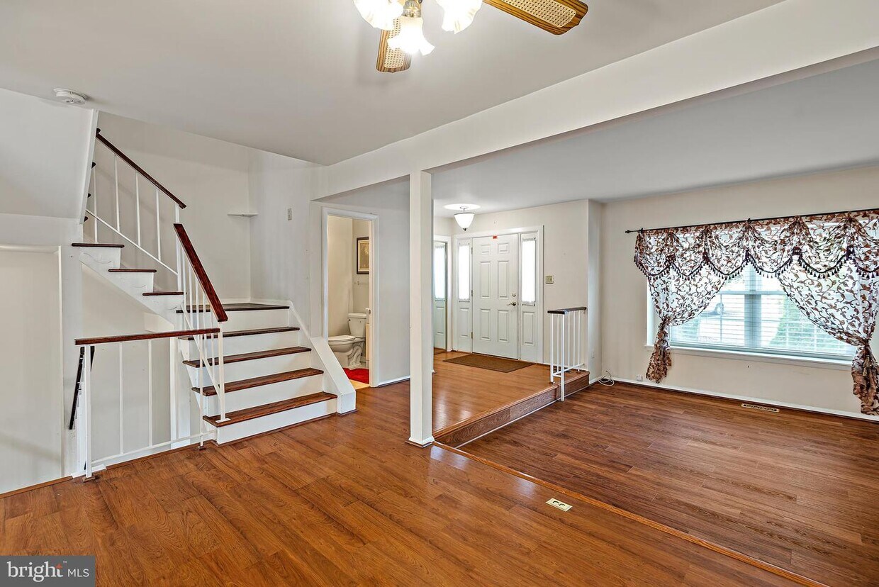 18339 Hallmark Ct, Gaithersburg, MD 20879 Townhome Rentals in