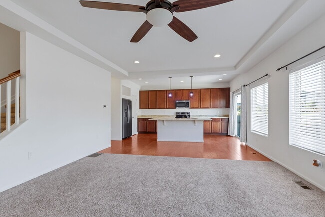 Building Photo - 10827 Ventura Ct