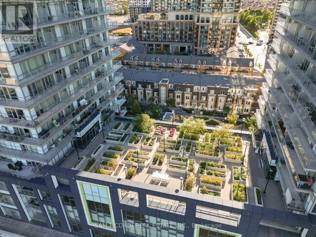 Building Photo - 360 Square One Dr