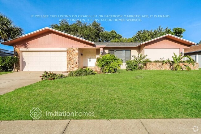Building Photo - 500 Hadley Dr