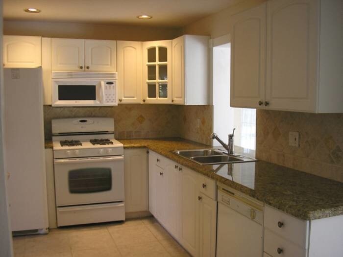 Building Photo - 1333 Niantic Ter