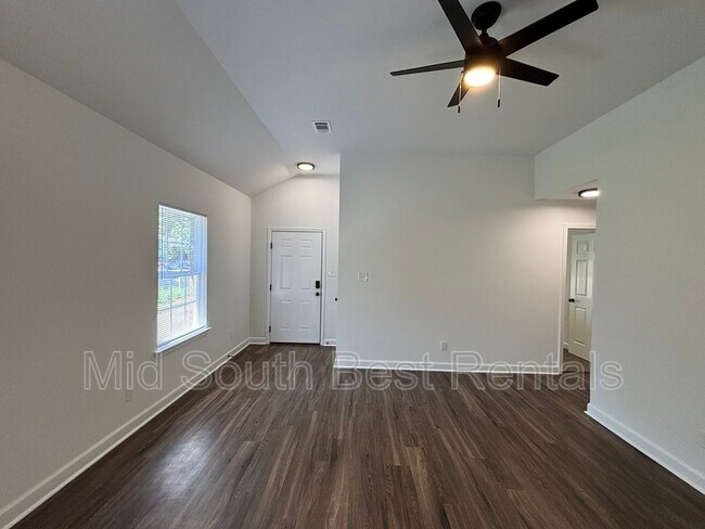 Foto del edificio - 3309 Katherine St